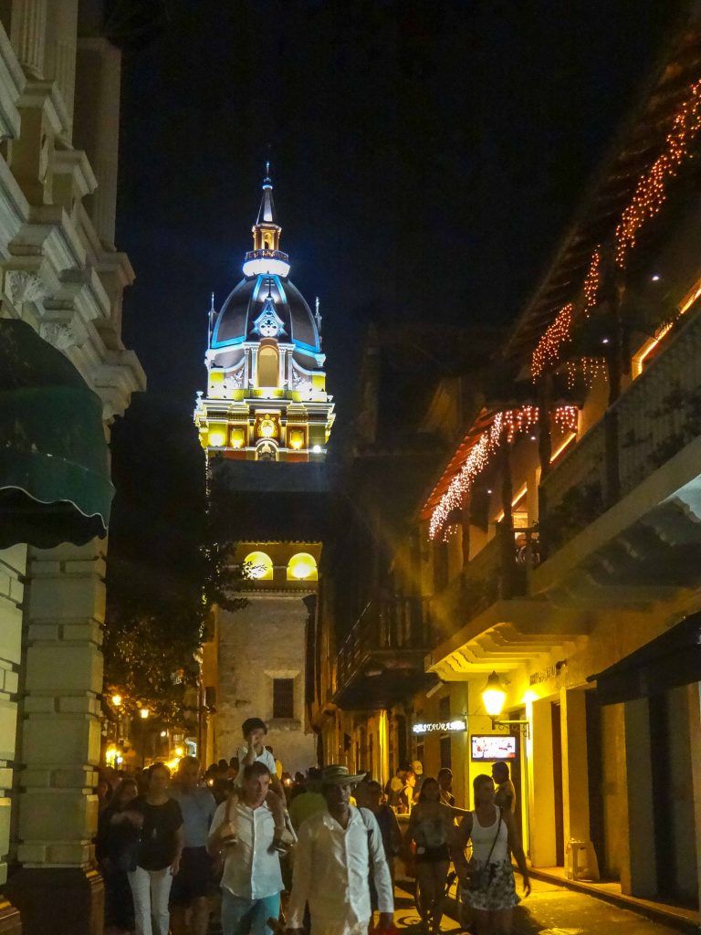 Catedral de Cartagena a noite